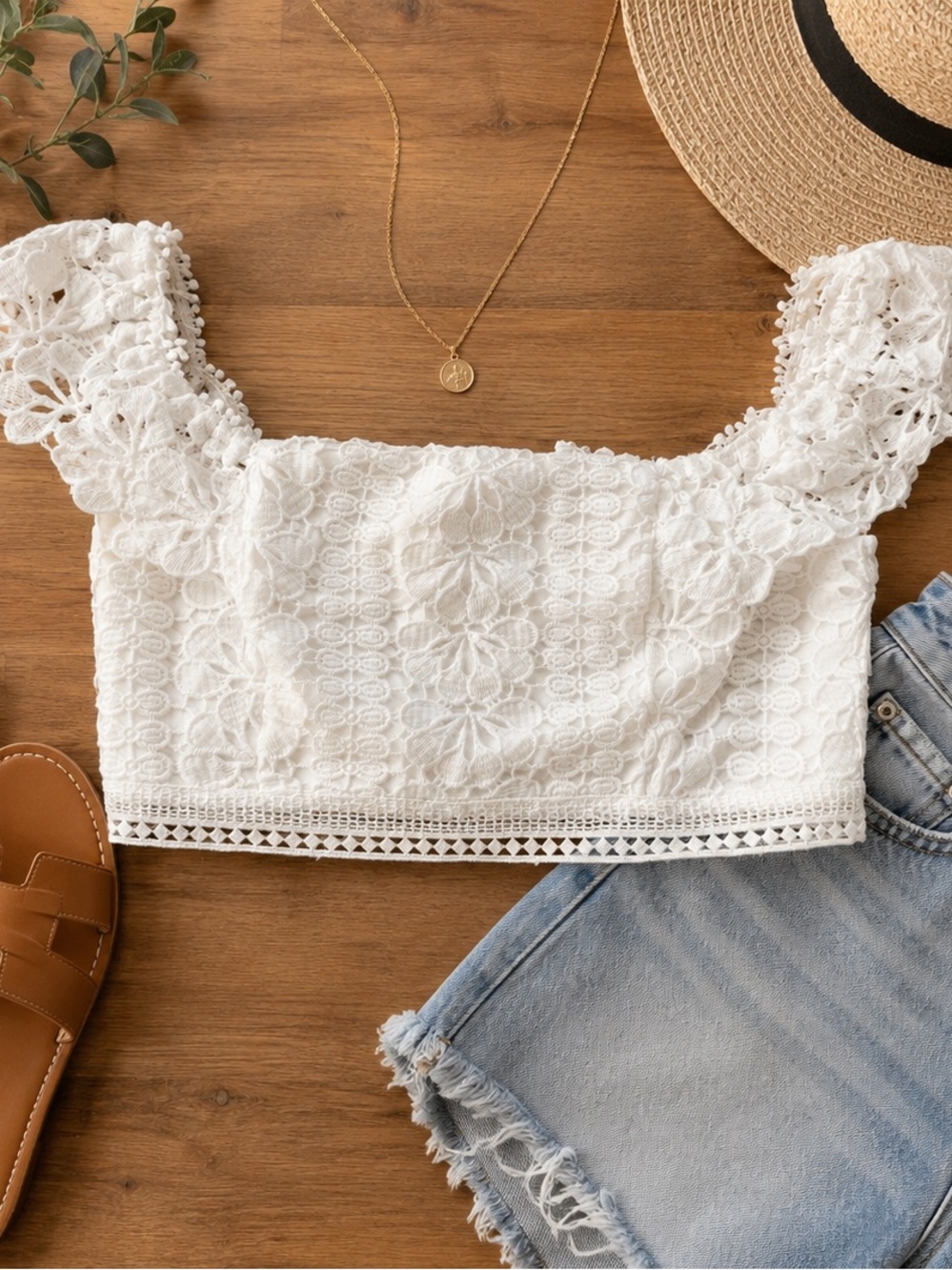Lulus Lace Crop Top sz Med Boho Chic (g15)